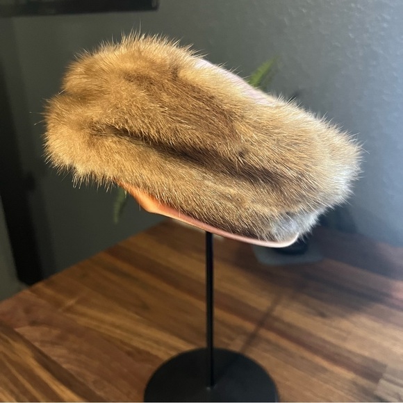 Vintage Rike's Mink Satin Pillbox Hat - Picture 2 of 7